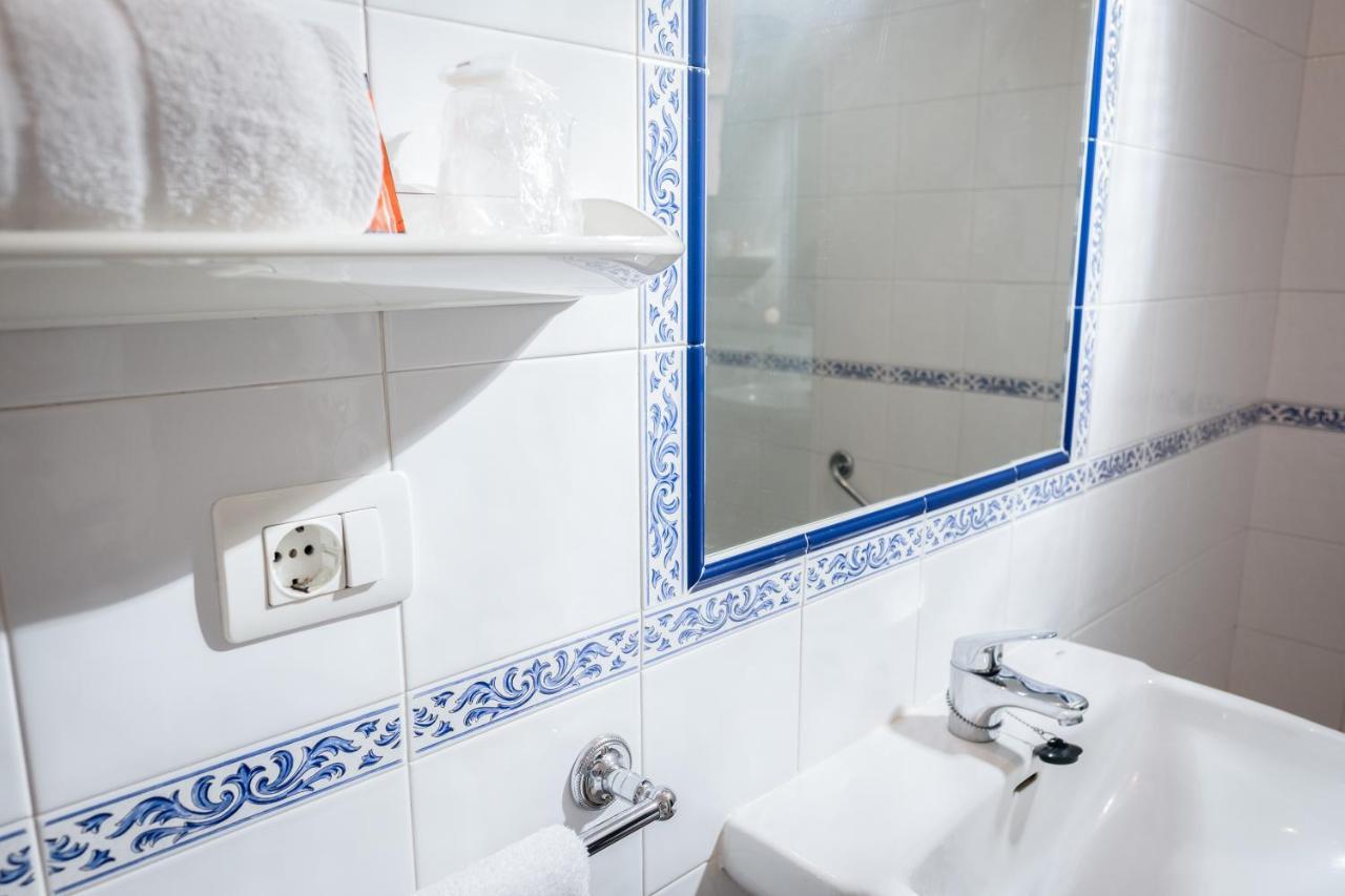 Balneario Hotel Davila Caldas De Reis Eksteriør bilde